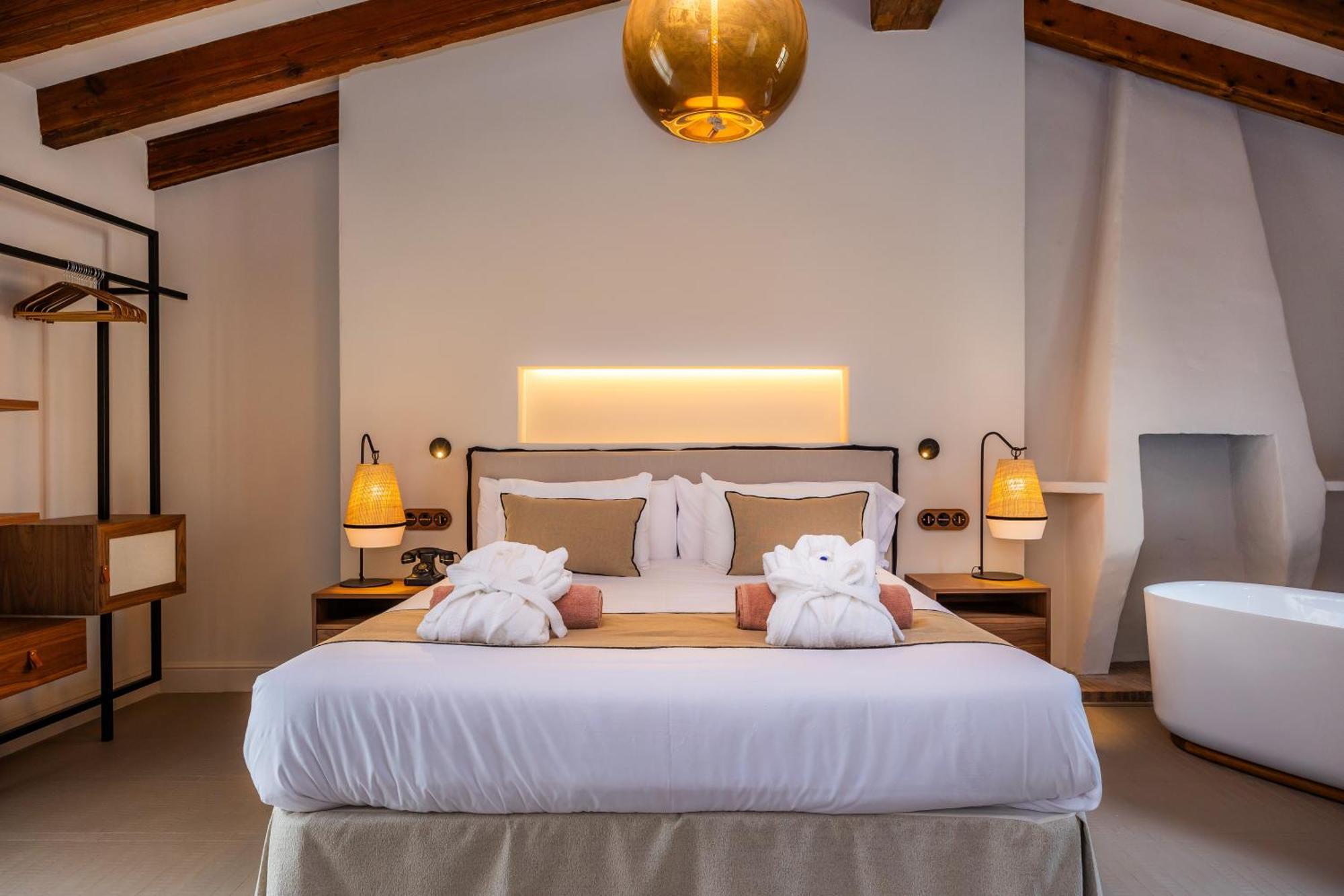 Juz De Yartan Art - Adults Only 4* Arta